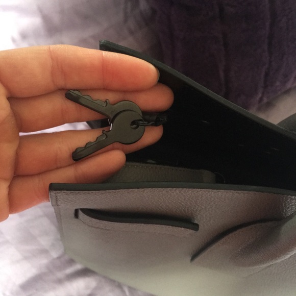 🎁 SOLD 🎁Brand new YSL sac de jour gray - rare - Picture 7 of 8